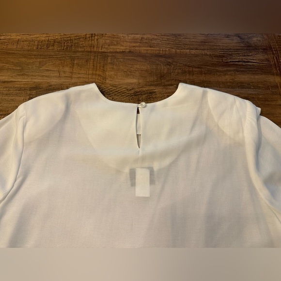 NWT Vintage Katie Brooke Off White blouse Gold Metal button on shoulders Size 14 - Picture 10 of 17